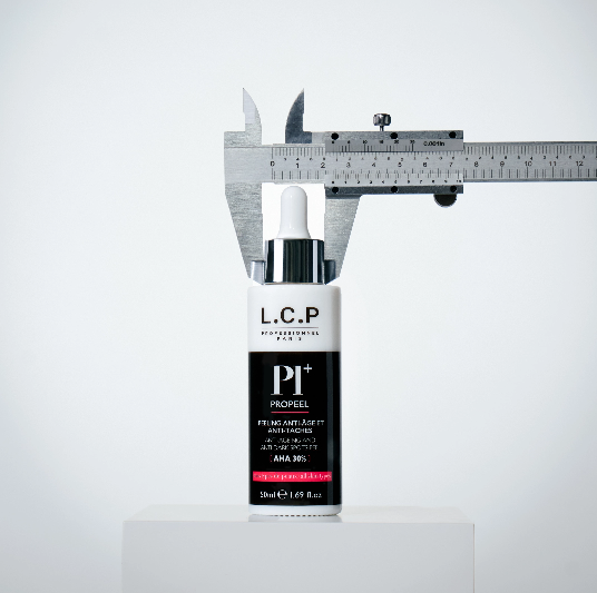 Aide à lutter contre les signes du viellissement cutané